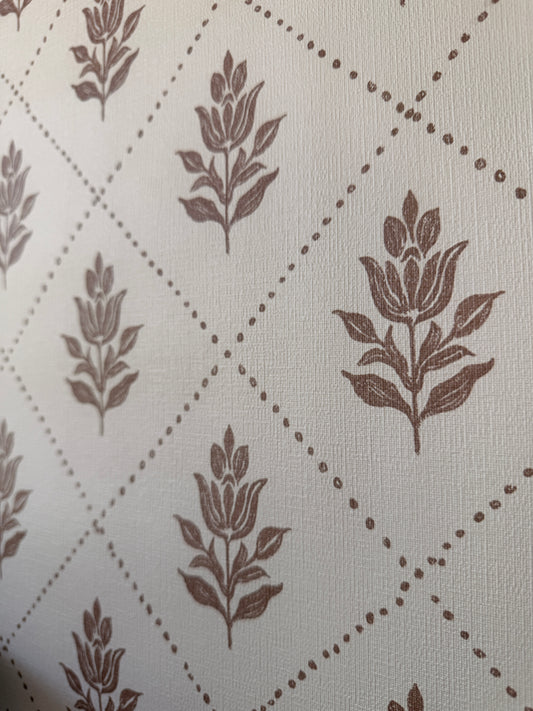 Vintage Floral Trellis Wallpaper – Beige & Brown Botanical Pattern Peel and Stick Wallpaper | Cottagecore Wall Decor
